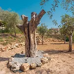 Azalo Landhuis *